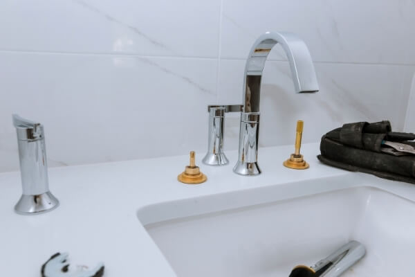 sink faucet installation